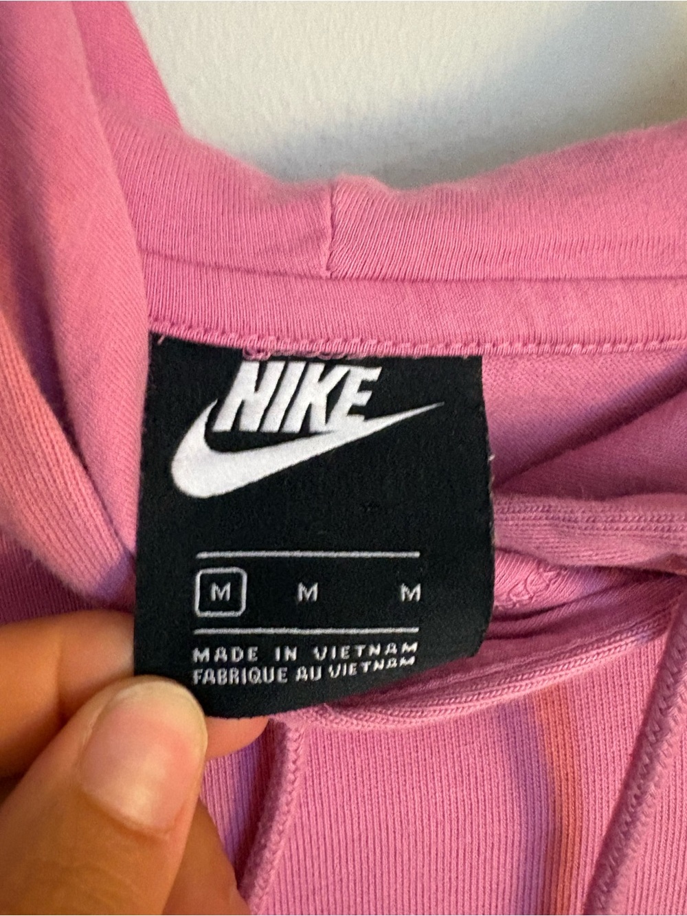 Nike Women’s Bubblegum Pink Cropped Hoodie - Picture 3 of 3